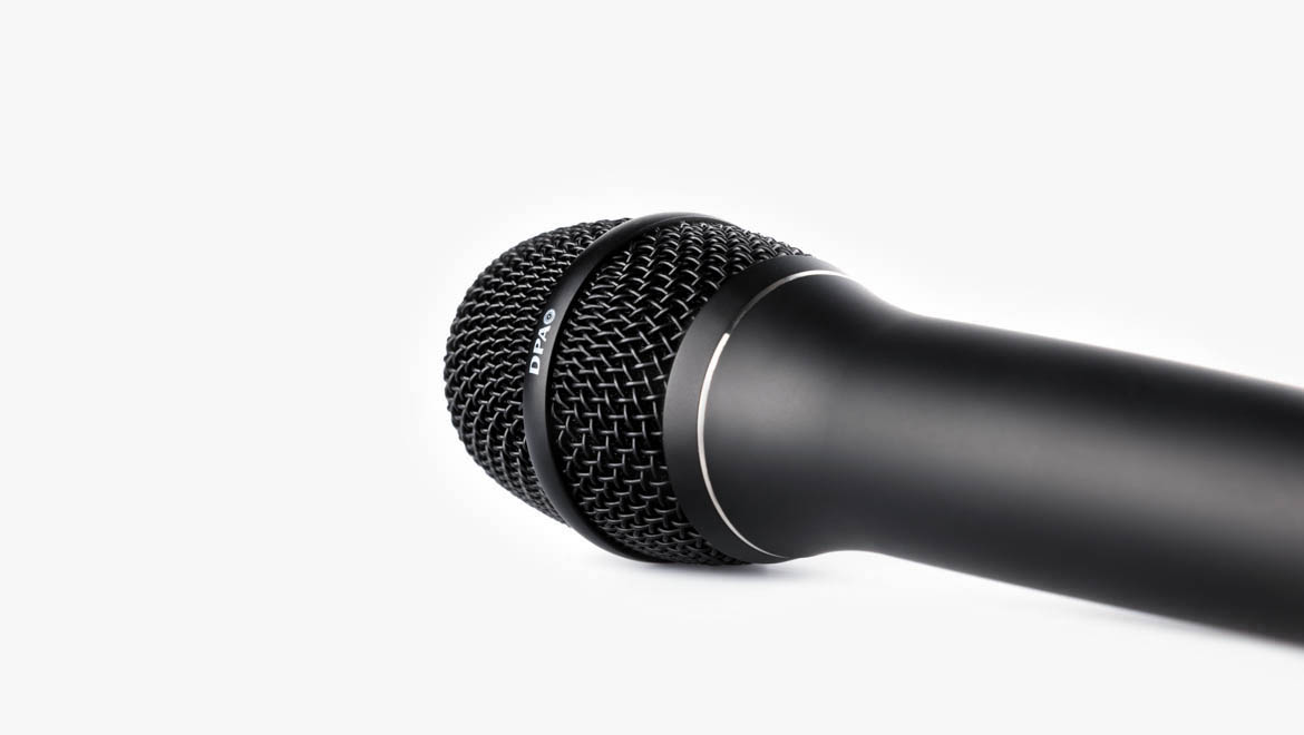 2028-vocal-microphone-2-lightgrey-bg.jpg